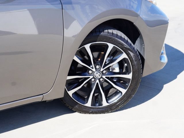 Used 2017 Toyota Corolla XSE w/ Carpet Mat Package (TMS) FWD image 9