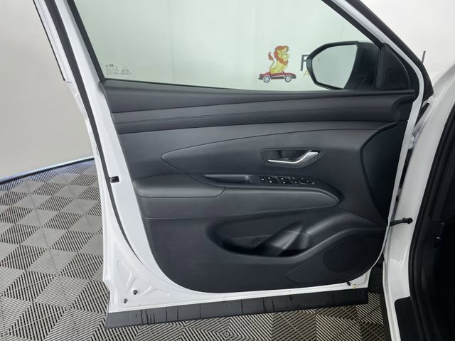 New 2026 Hyundai Tucson SE image 32