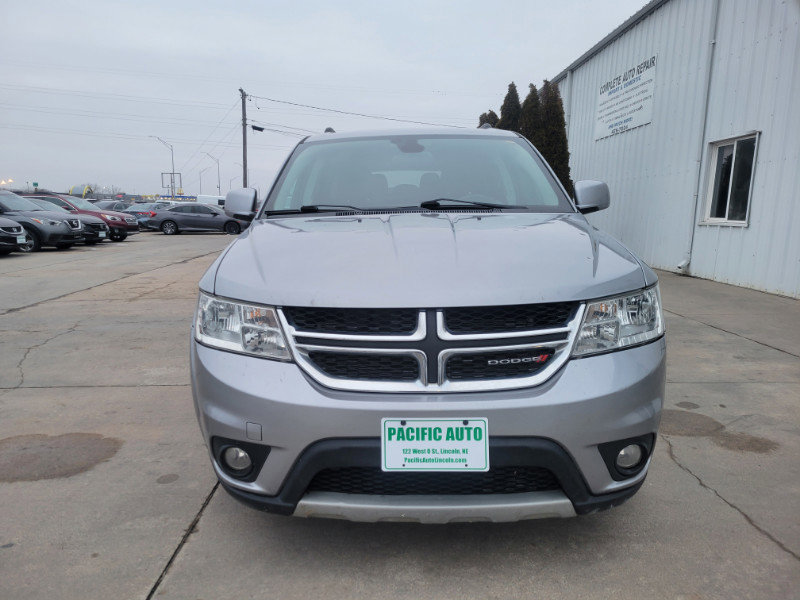 Used 2017 Dodge Journey SXT w/ Safe & Sound Group image 2