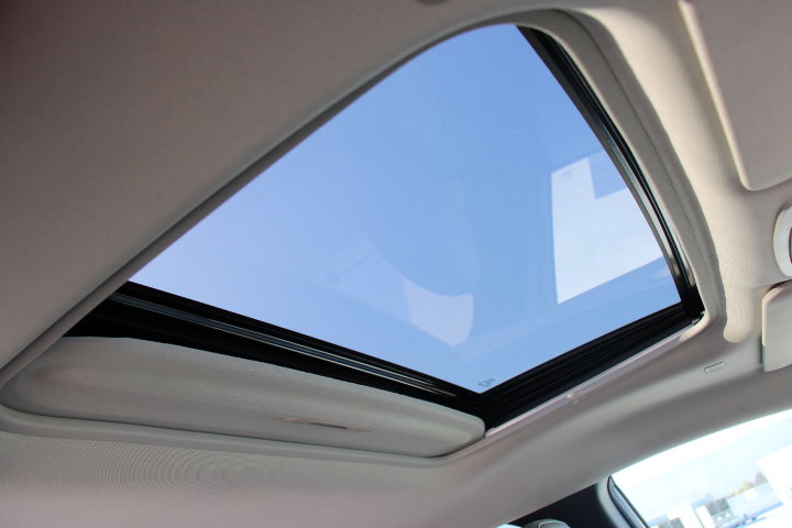 Certified 2025 Toyota Sienna XLE image 22