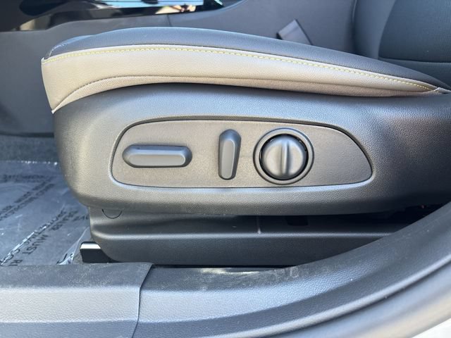 New 2026 Chevrolet Trax ACTIV w/ Driver Confidence Package FWD image 22