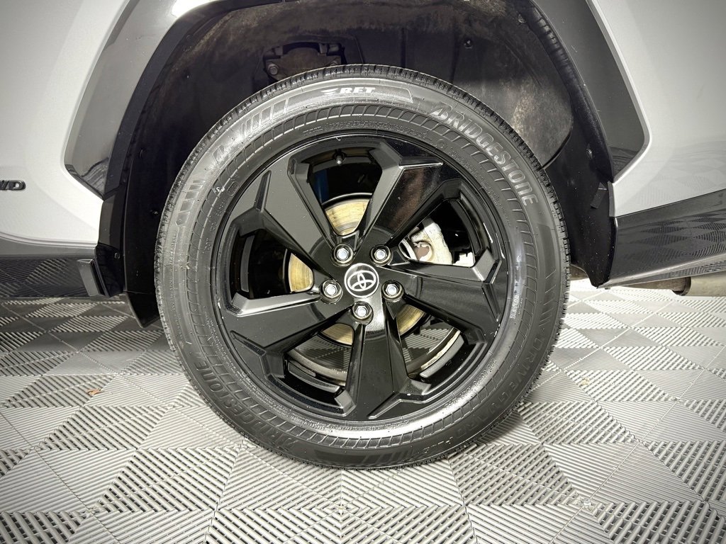 Used 2021 Toyota RAV4 XSE image 15
