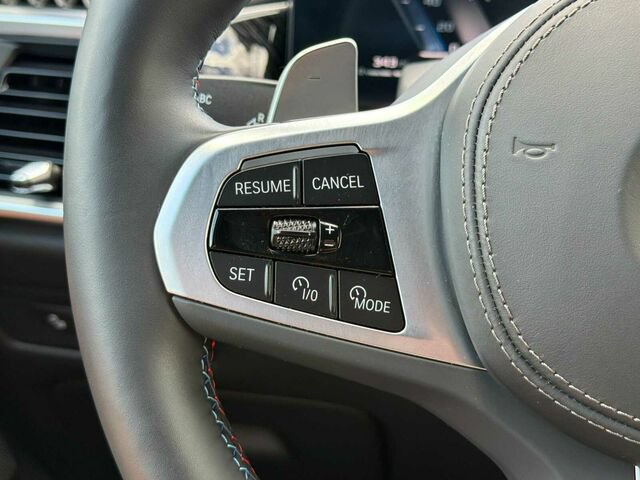Used 2025 BMW X5 M60i AWD/4WD image 30