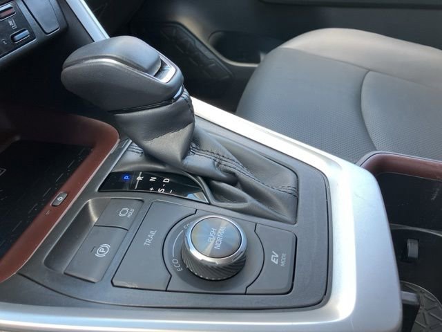 Used 2023 Toyota RAV4 Limited AWD/4WD image 37