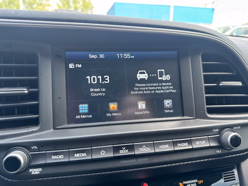 Used 2020 Hyundai Elantra Sport w/ Cargo Package (C1) FWD image 15