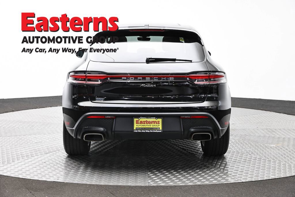 Used 2022 Porsche Macan AWD/4WD image 6