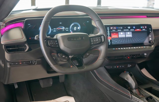 Used 2025 Dodge Charger R/T Scat Pack w/ Track Pack image 24