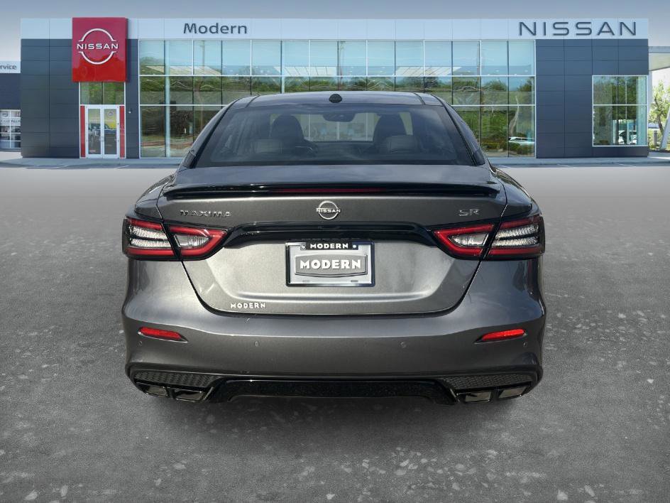 Certified 2023 Nissan Maxima SR w/ Sport Mat Group FWD image 6