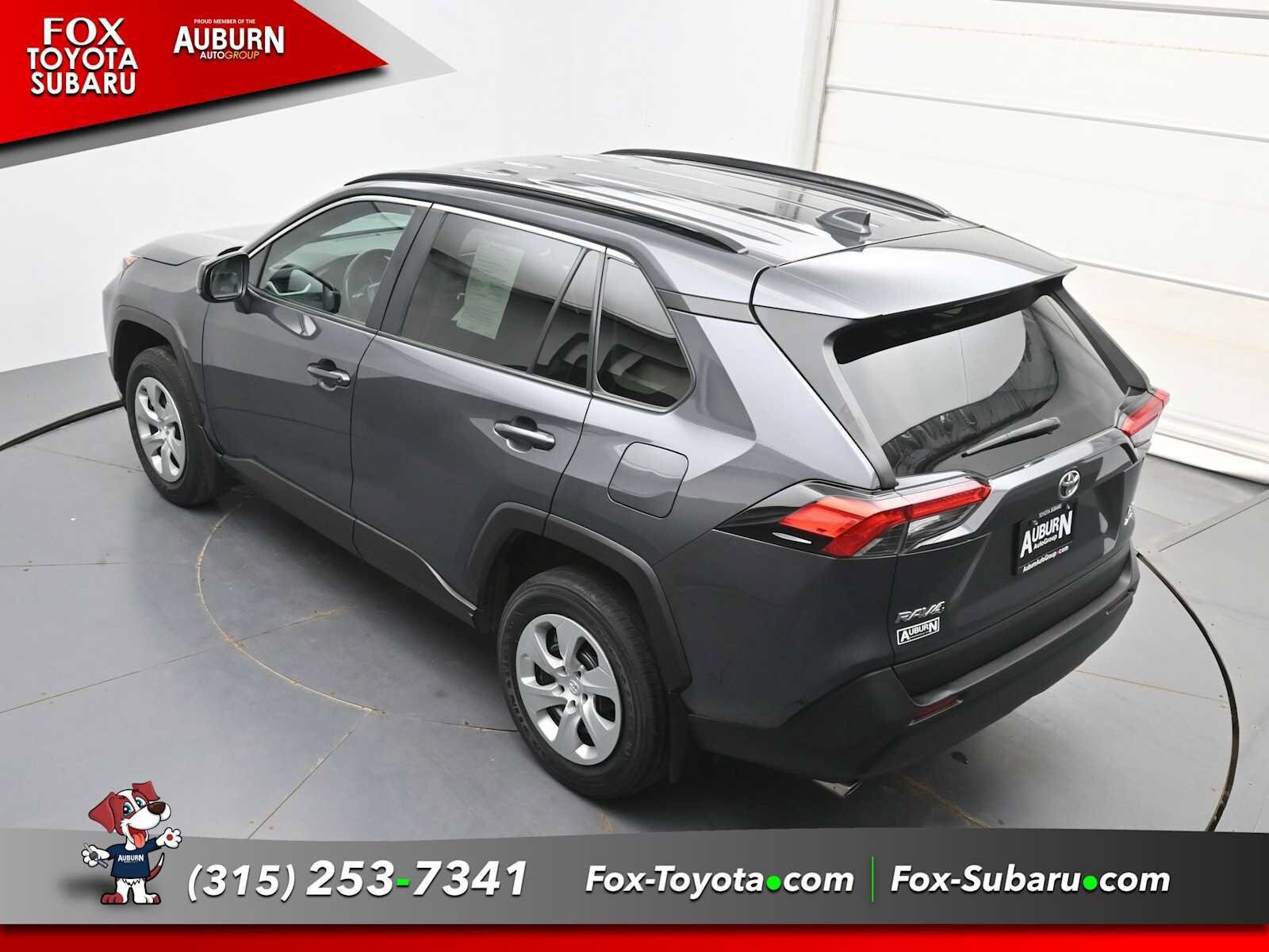 Used 2021 Toyota RAV4 LE AWD/4WD image 31