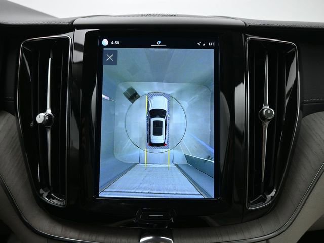 Used 2023 Volvo XC60 B5 Ultimate image 21