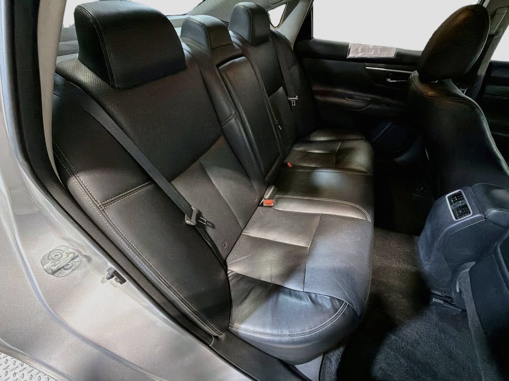 Used 2018 Nissan Altima 2.5 SL FWD image 25