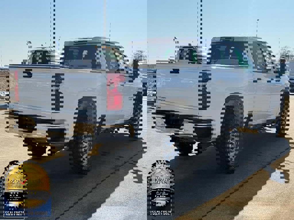Used 2022 Chevrolet Silverado 2500 W/T w/ Gooseneck/5TH Wheel Package image 5