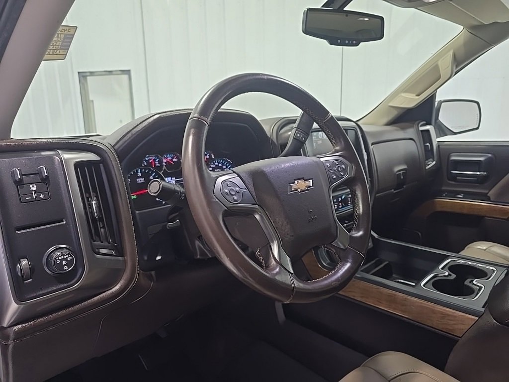 Used 2018 Chevrolet Silverado 1500 LTZ image 16
