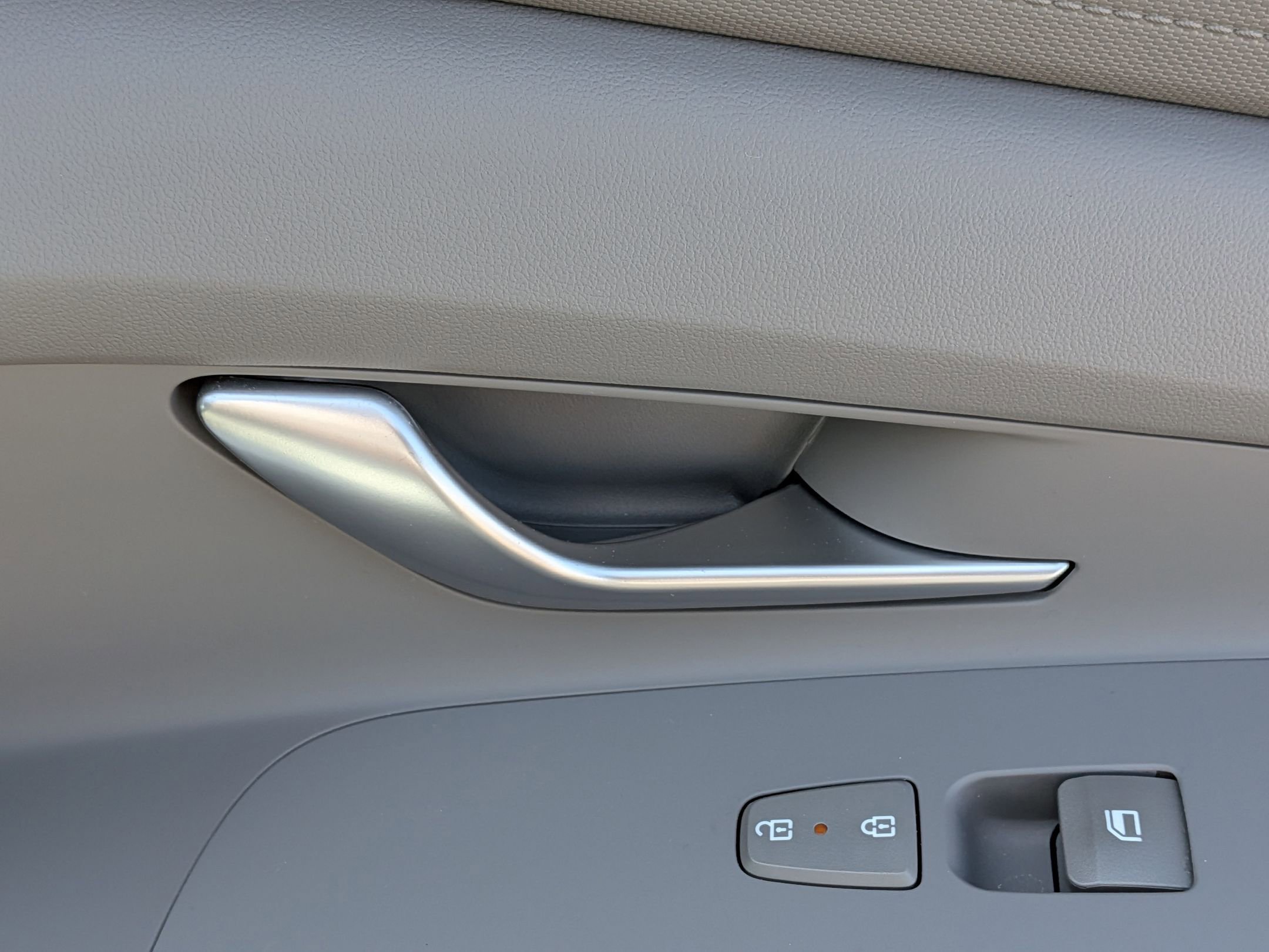 Used 2024 Hyundai Elantra SEL image 34