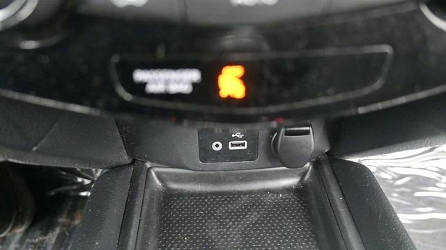 Used 2019 Nissan Rogue SV AWD/4WD image 23