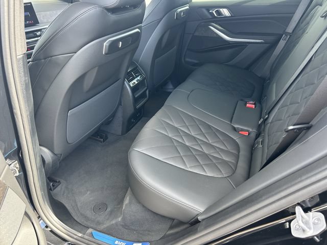 Used 2026 BMW X5 xDrive50e AWD/4WD image 17