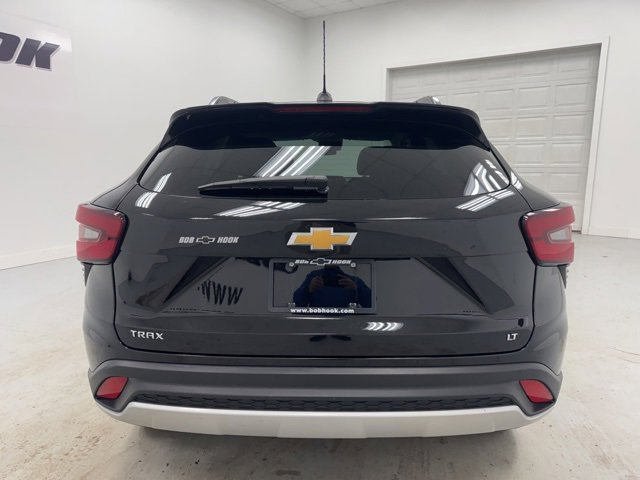 Used 2024 Chevrolet Trax LT image 6