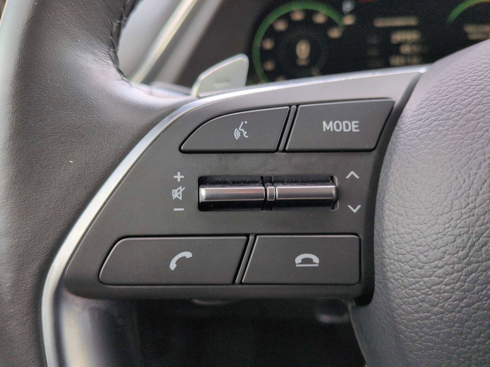 Used 2023 Hyundai Sonata Limited image 25