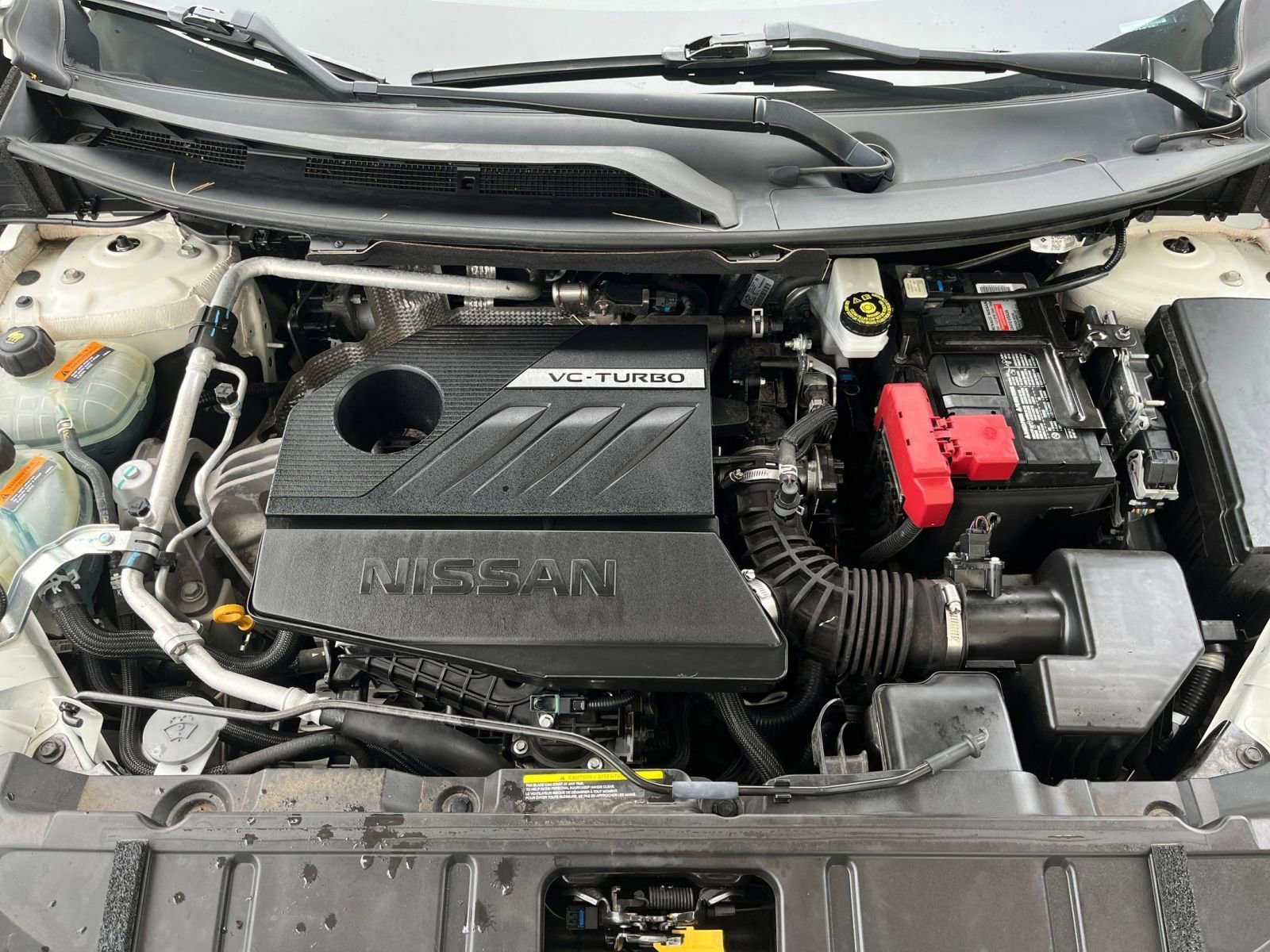 Used 2023 Nissan Rogue SL w/ SL Premium Package image 32