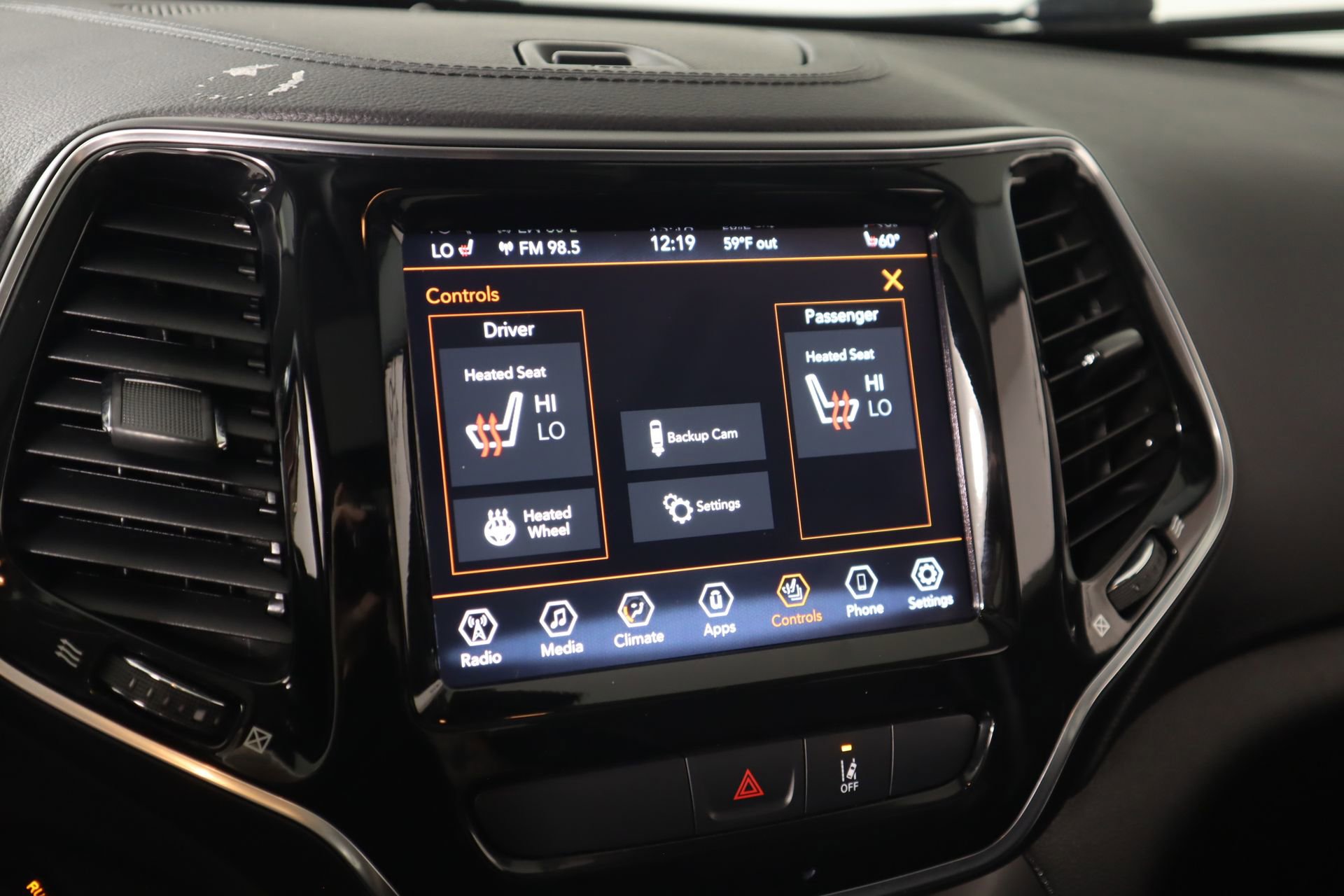 Used 2022 Jeep Cherokee Limited image 7