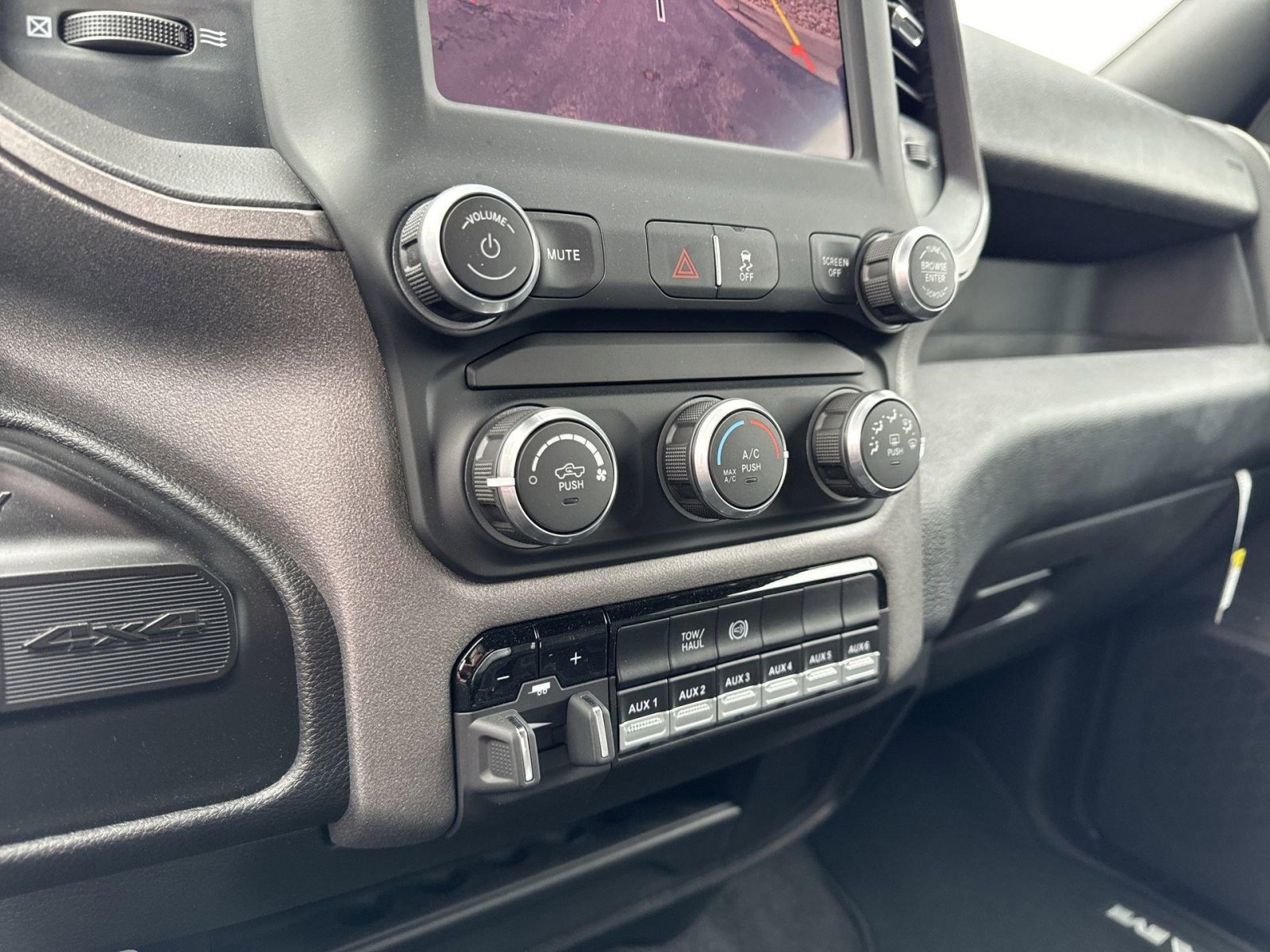 New 2023 RAM 2500 Tradesman image 26