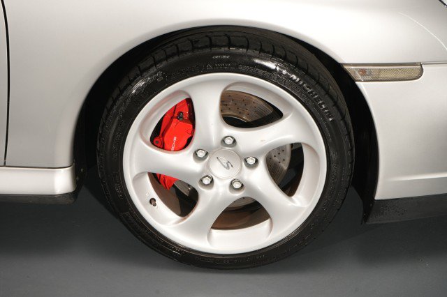 Used 2003 Porsche 911 Carrera 4S AWD/4WD image 33