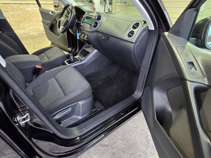 Used 2014 Volkswagen Tiguan S FWD image 25