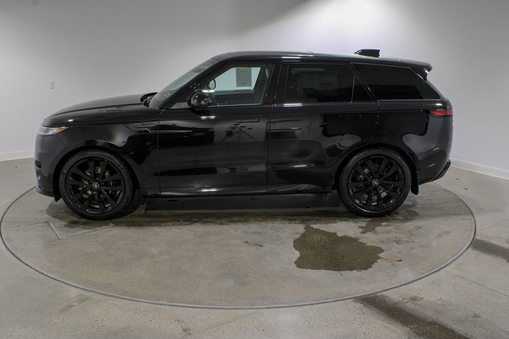 New 2025 Land Rover Range Rover Sport Dynamic SE image 2