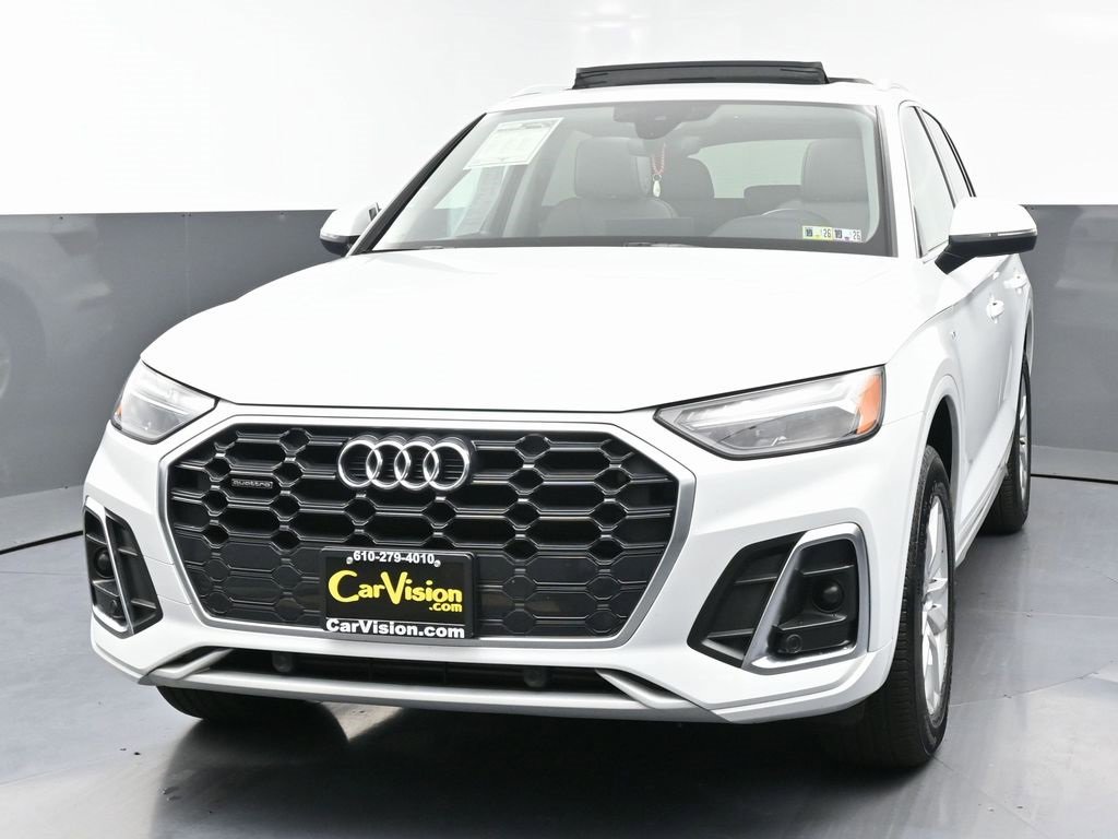 Used 2024 Audi Q5 2.0T Premium w/ Convenience Package image 5