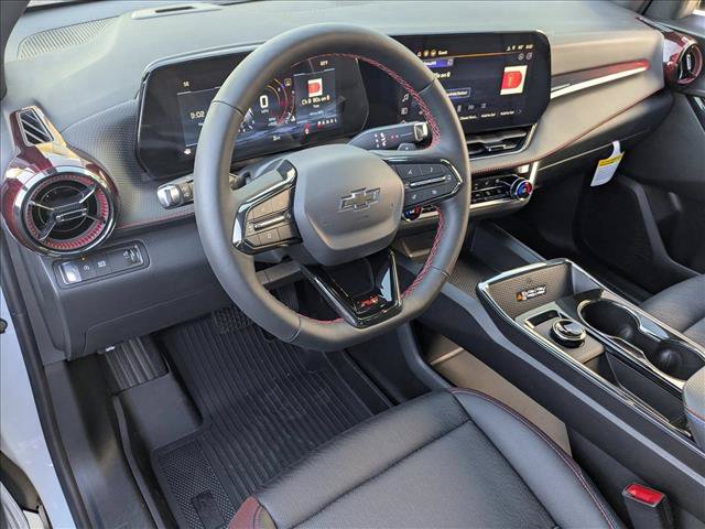 New 2026 Chevrolet Equinox RS w/ Convenience Package III FWD image 3