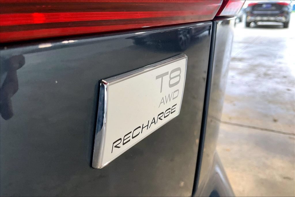 Certified 2024 Volvo XC60 T8 Ultimate w/ Protection Package Premier AWD/4WD image 25