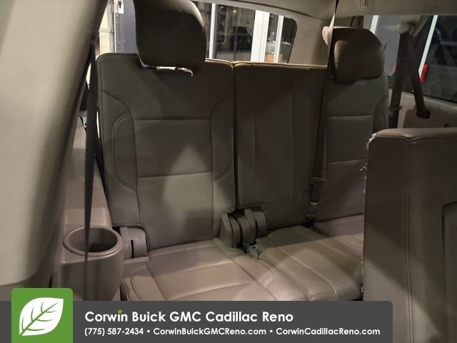 Used 2019 Chevrolet Suburban LT image 32