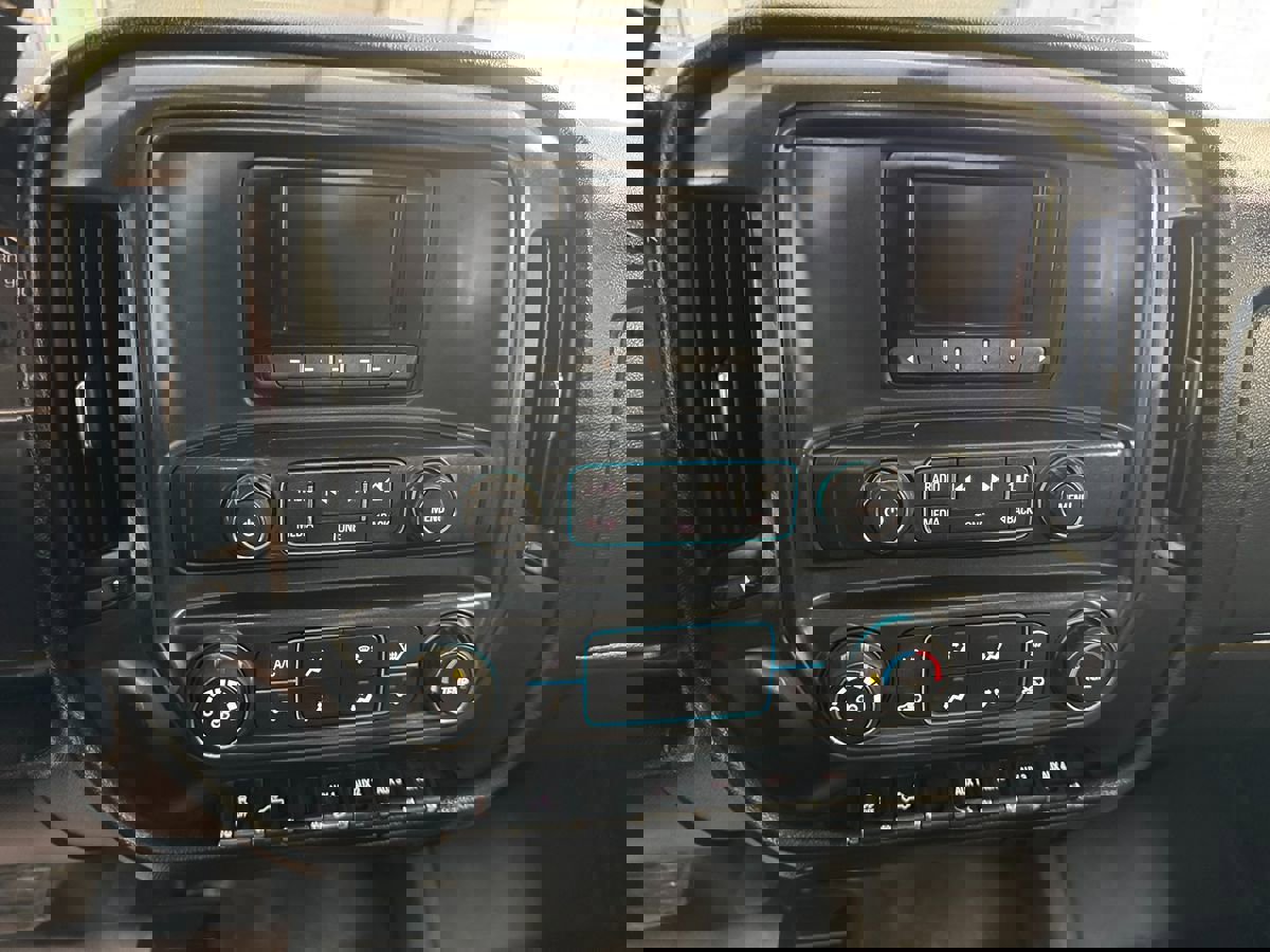 Used 2015 Chevrolet Silverado 2500 W/T image 10
