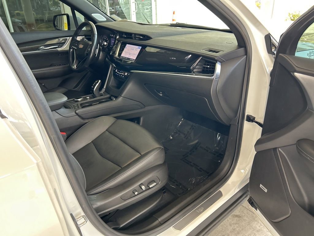 Used 2021 Cadillac XT6 Sport image 26