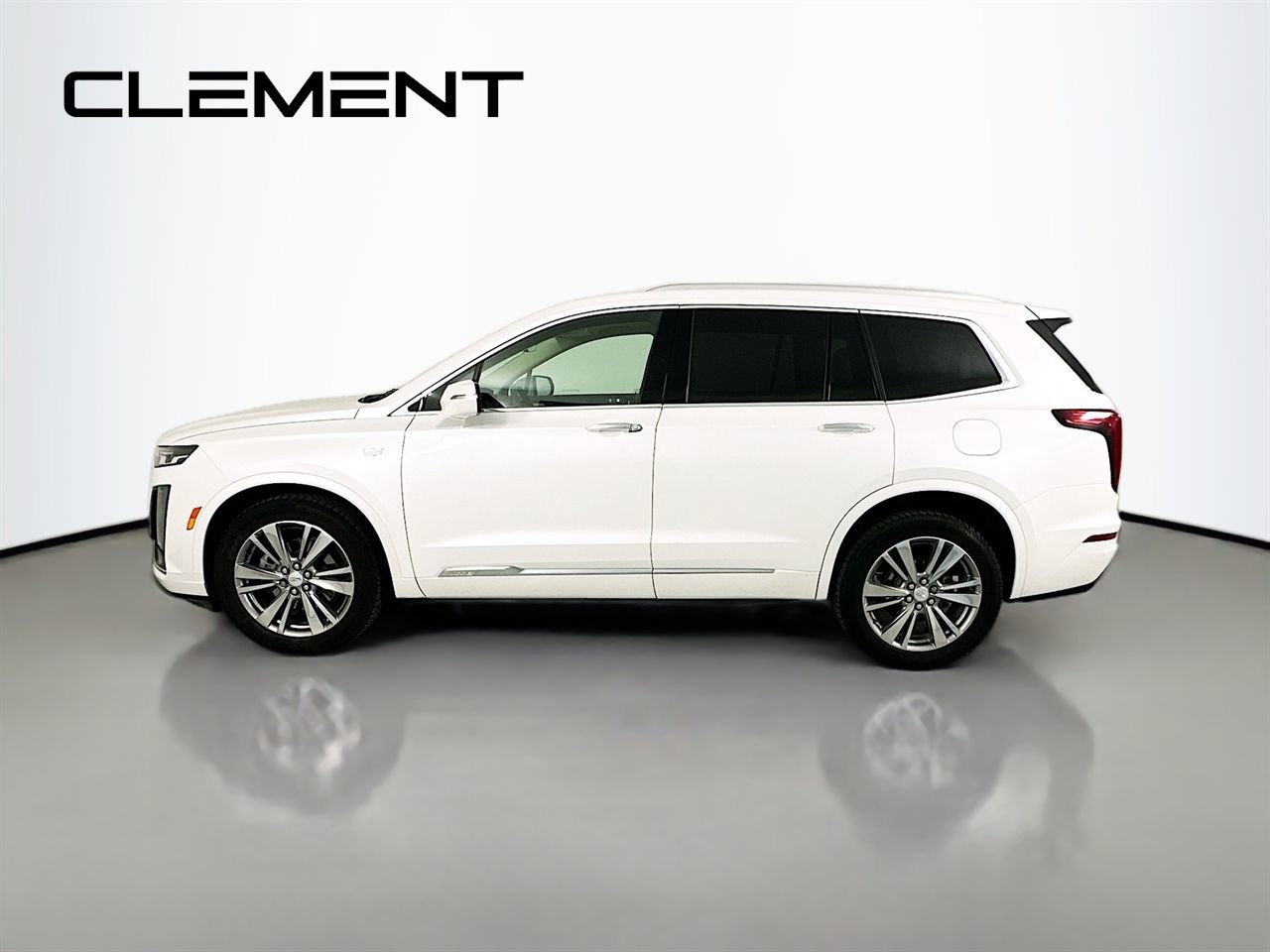 Used 2022 Cadillac XT6 Premium Luxury AWD/4WD image 6
