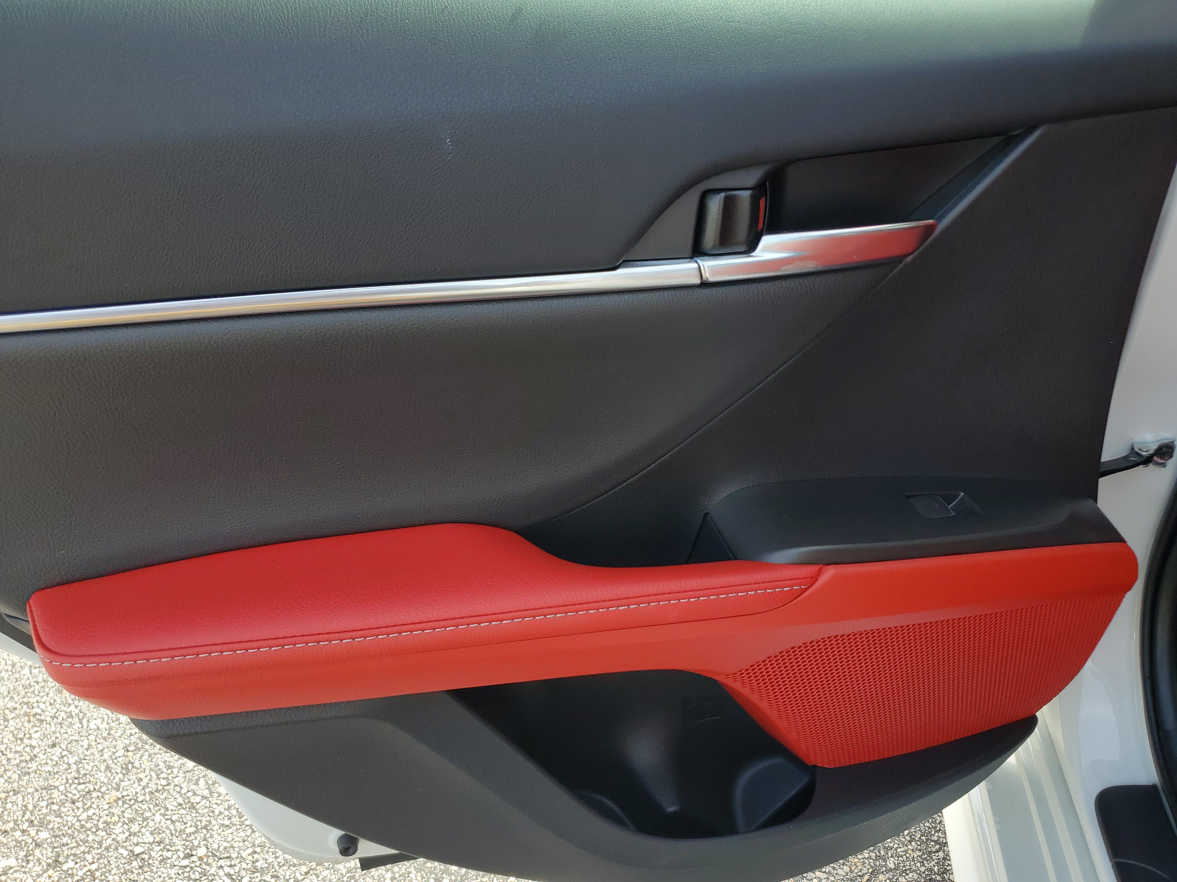 Used 2024 Toyota Camry XSE FWD image 11