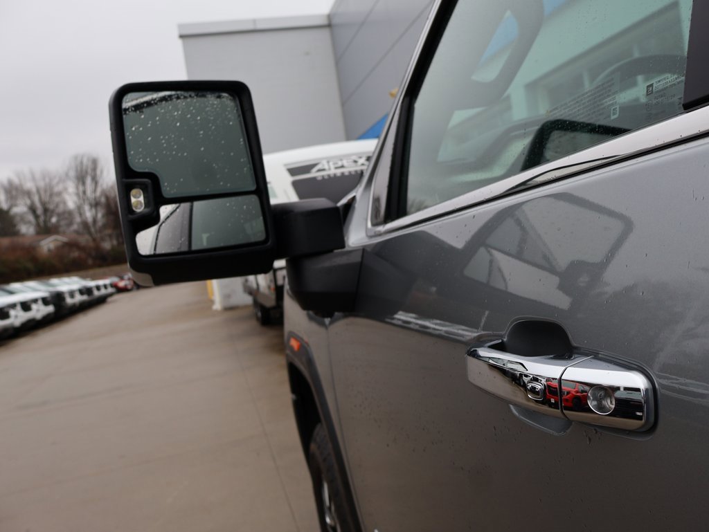 New 2025 GMC Sierra 2500 Denali w/ Denali Reserve Package image 11