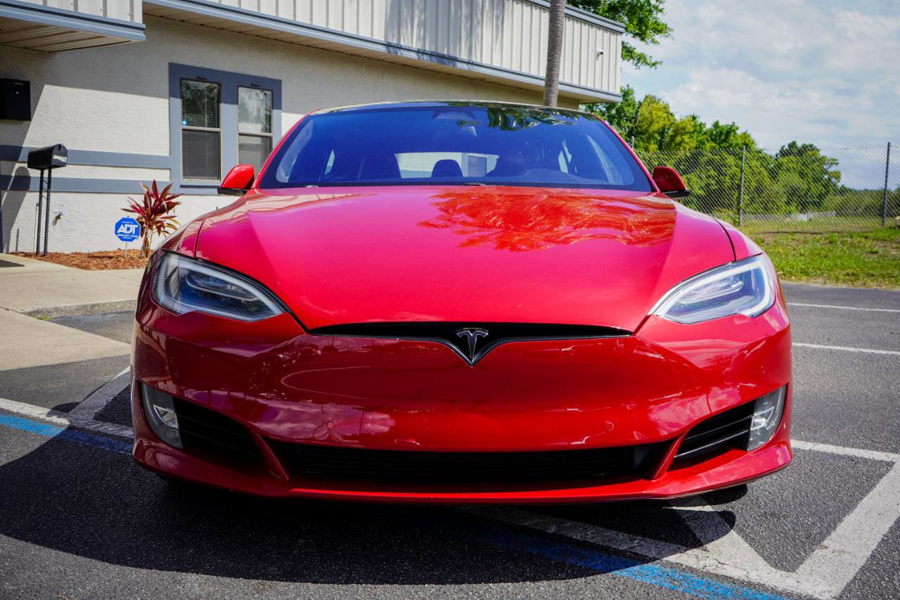 Used 2017 Tesla Model S 90D image 3