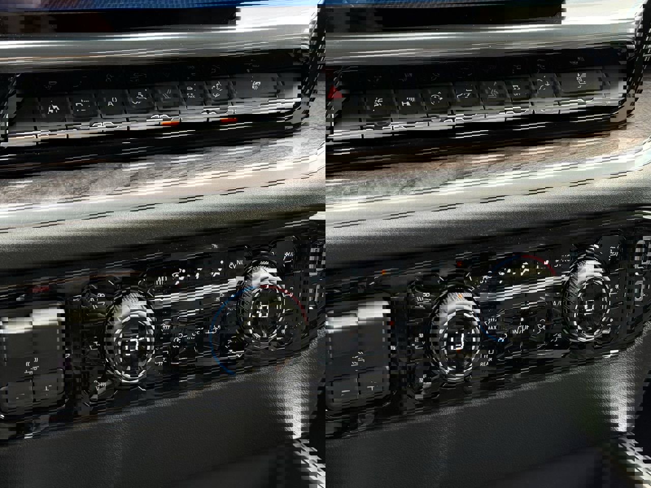 New 2026 Chevrolet Silverado 1500 LTZ image 17