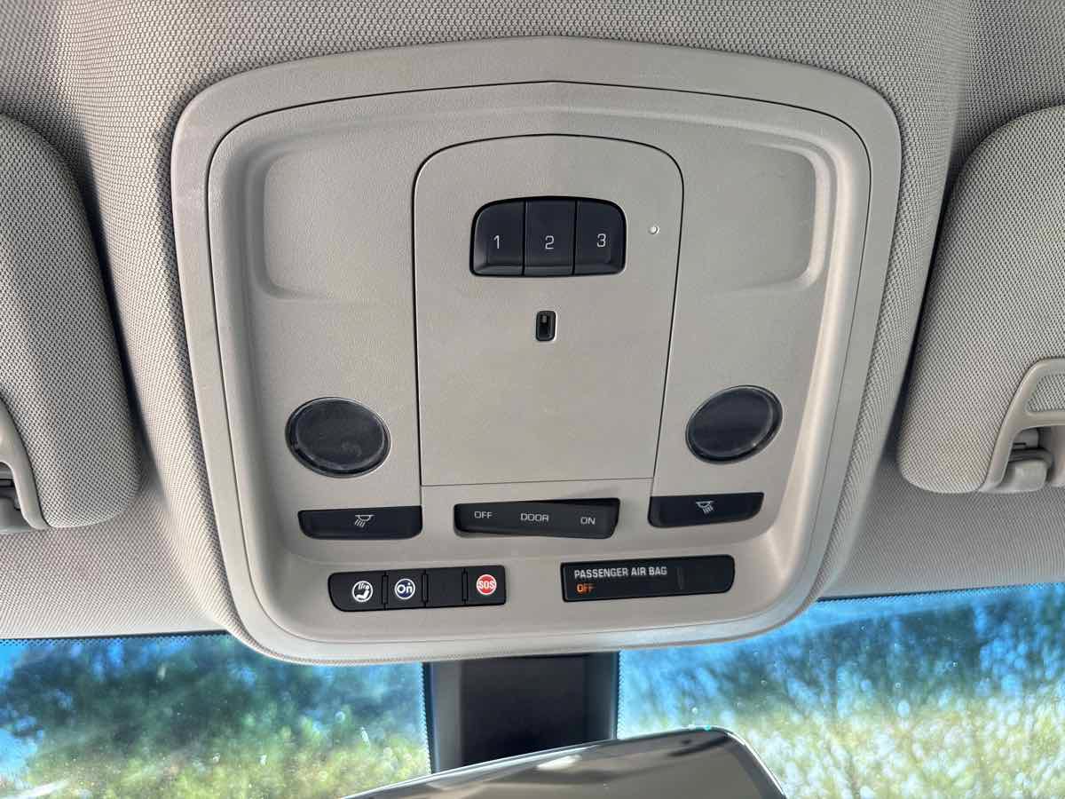 Used 2016 Cadillac CTS Sedan RWD image 25