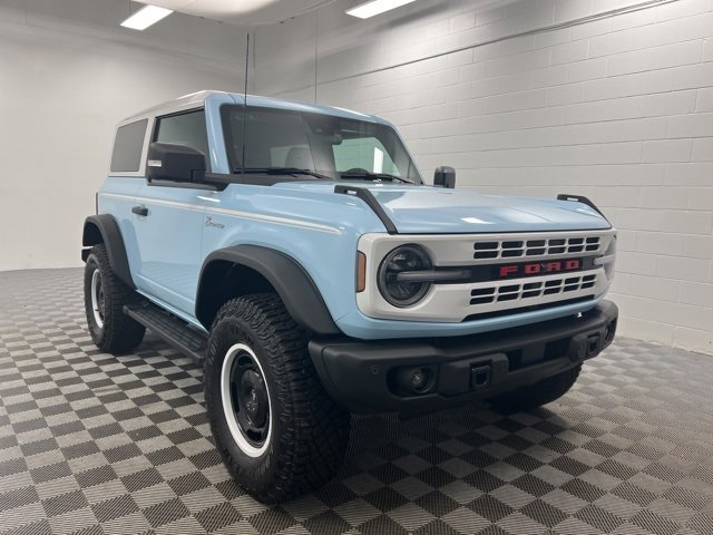 Used 2023 Ford Bronco Heritage Edition image 1