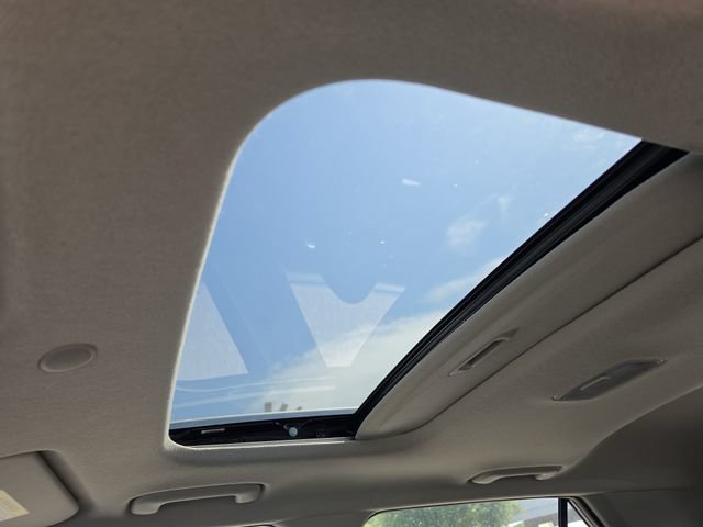 Used 2024 Hyundai Venue SEL FWD image 29