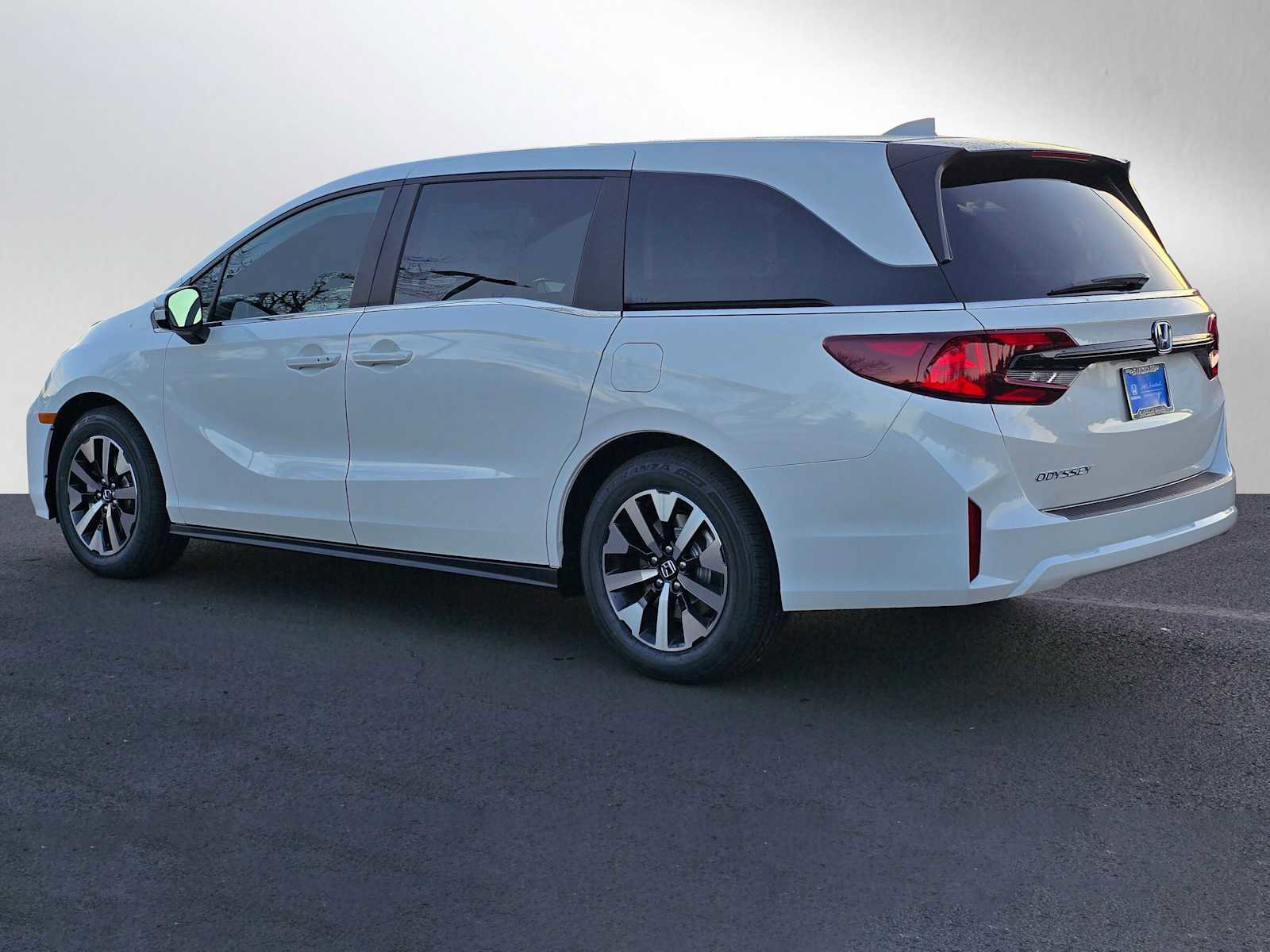 New 2026 Honda Odyssey EX-L image 5