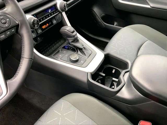 Used 2022 Toyota RAV4 XLE w/ Convenience Package image 17