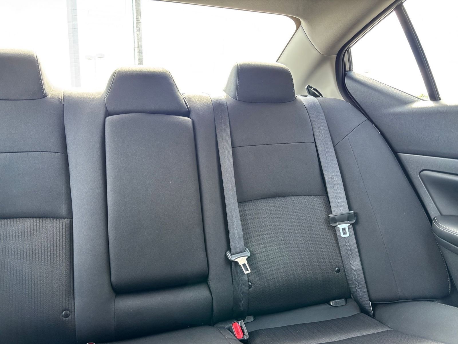 Used 2025 Nissan Altima 2.5 SV FWD image 38