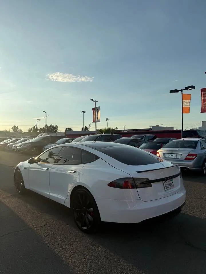 Used 2014 Tesla Model S P85 RWD image 5