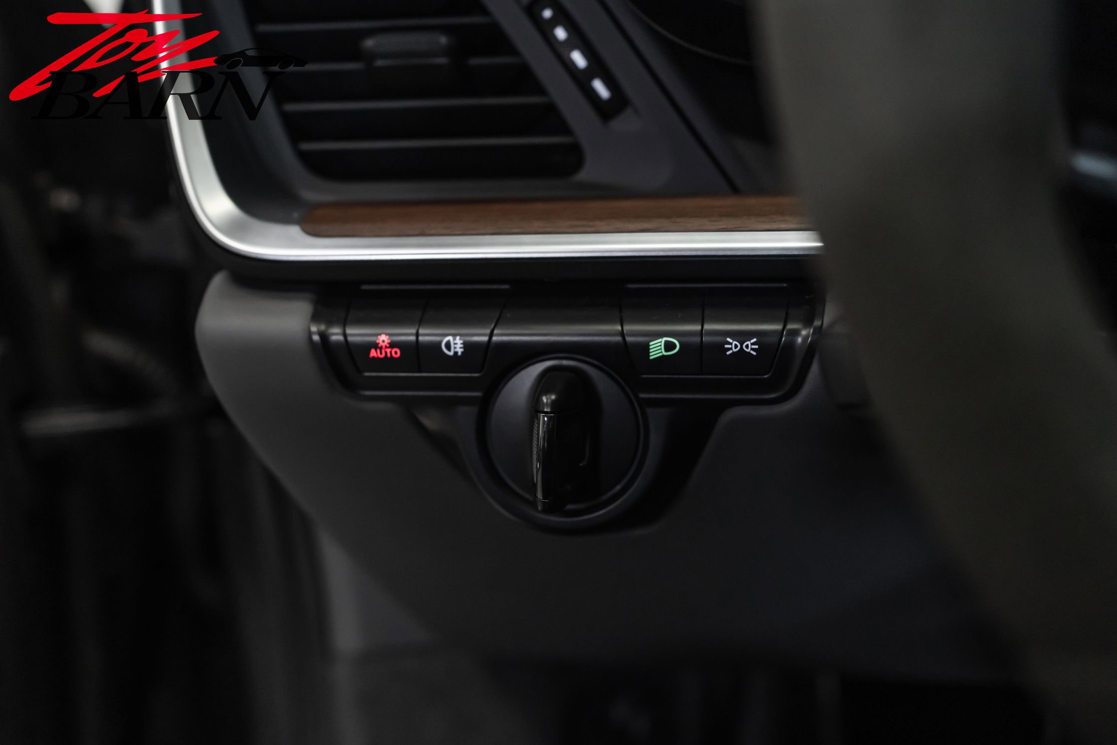 Used 2023 Porsche 911 Turbo S image 32