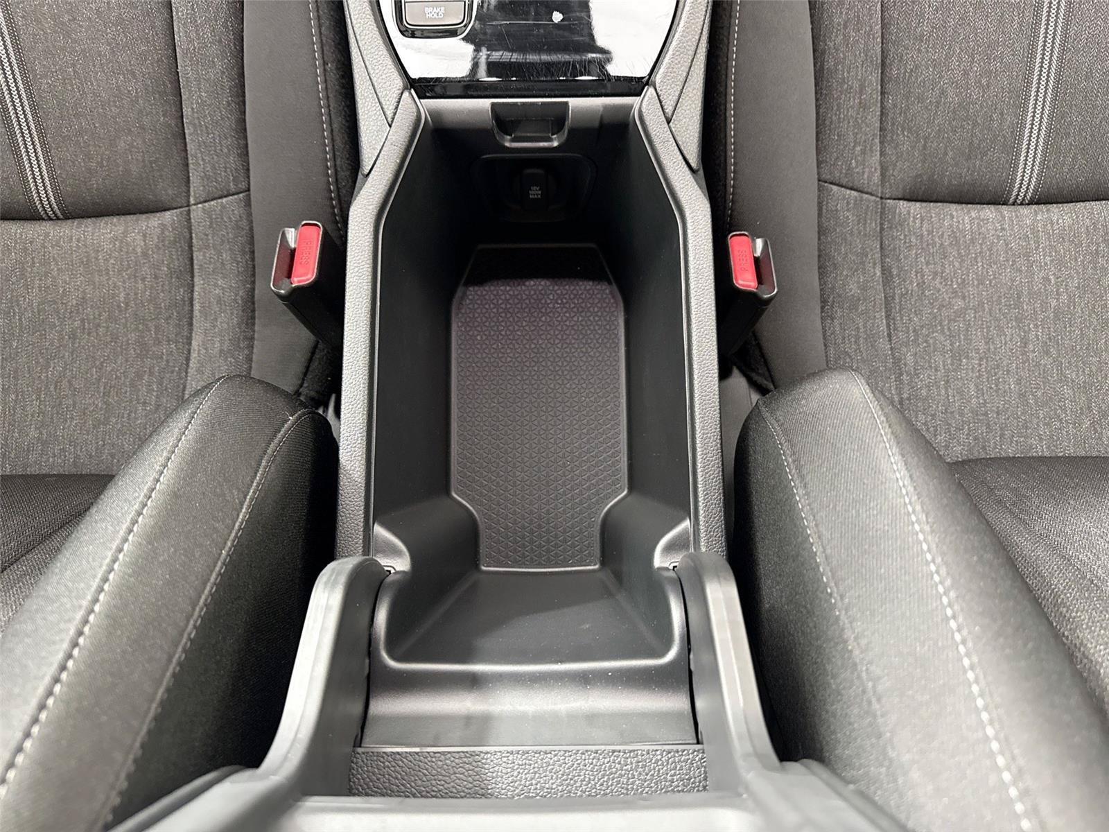 Used 2025 Honda Accord Sport image 31