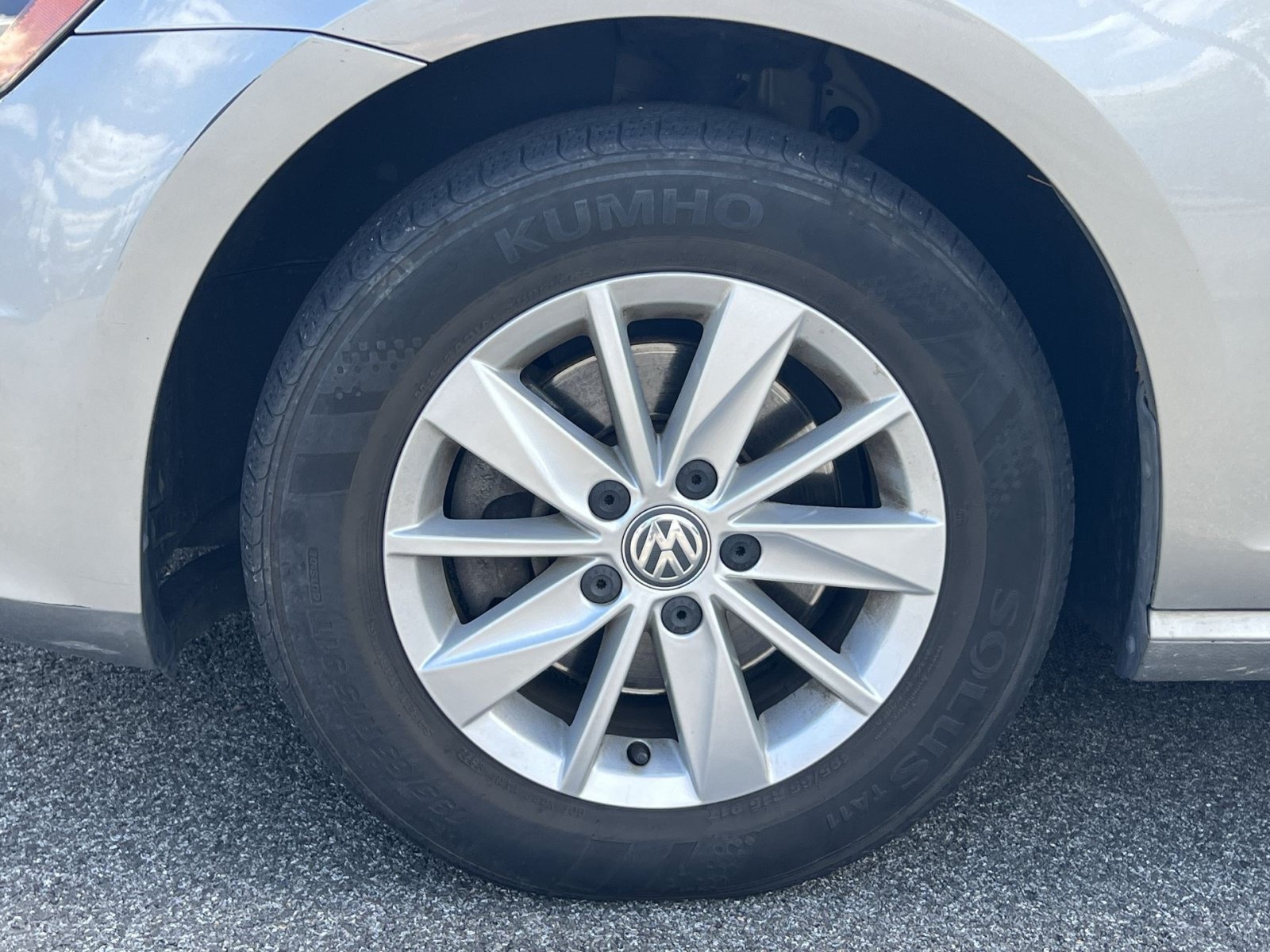 Used 2016 Volkswagen Golf S FWD image 10