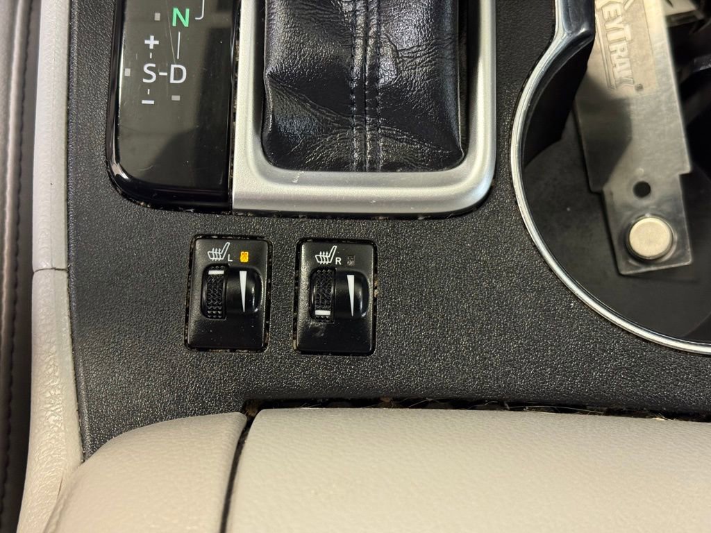 Used 2019 Toyota Highlander XLE FWD image 36